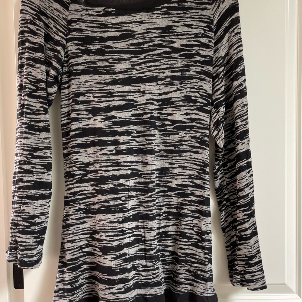 Tempo Paris light weight zebra print top